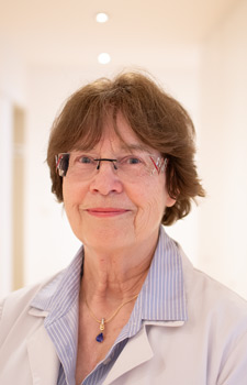 Dr. Gabriela Itzelsberger